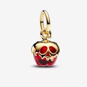 New Snow White pandora style charm